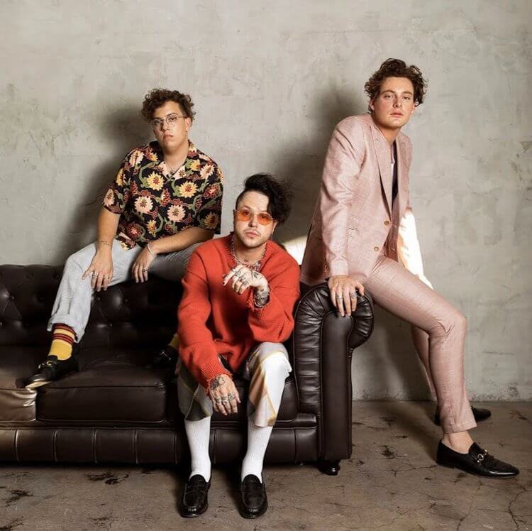 lovelytheband